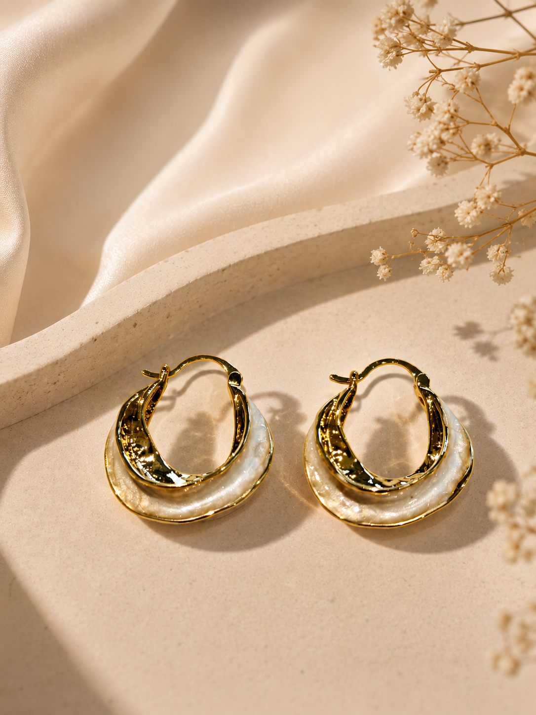 Luna Shell Hoops Earing