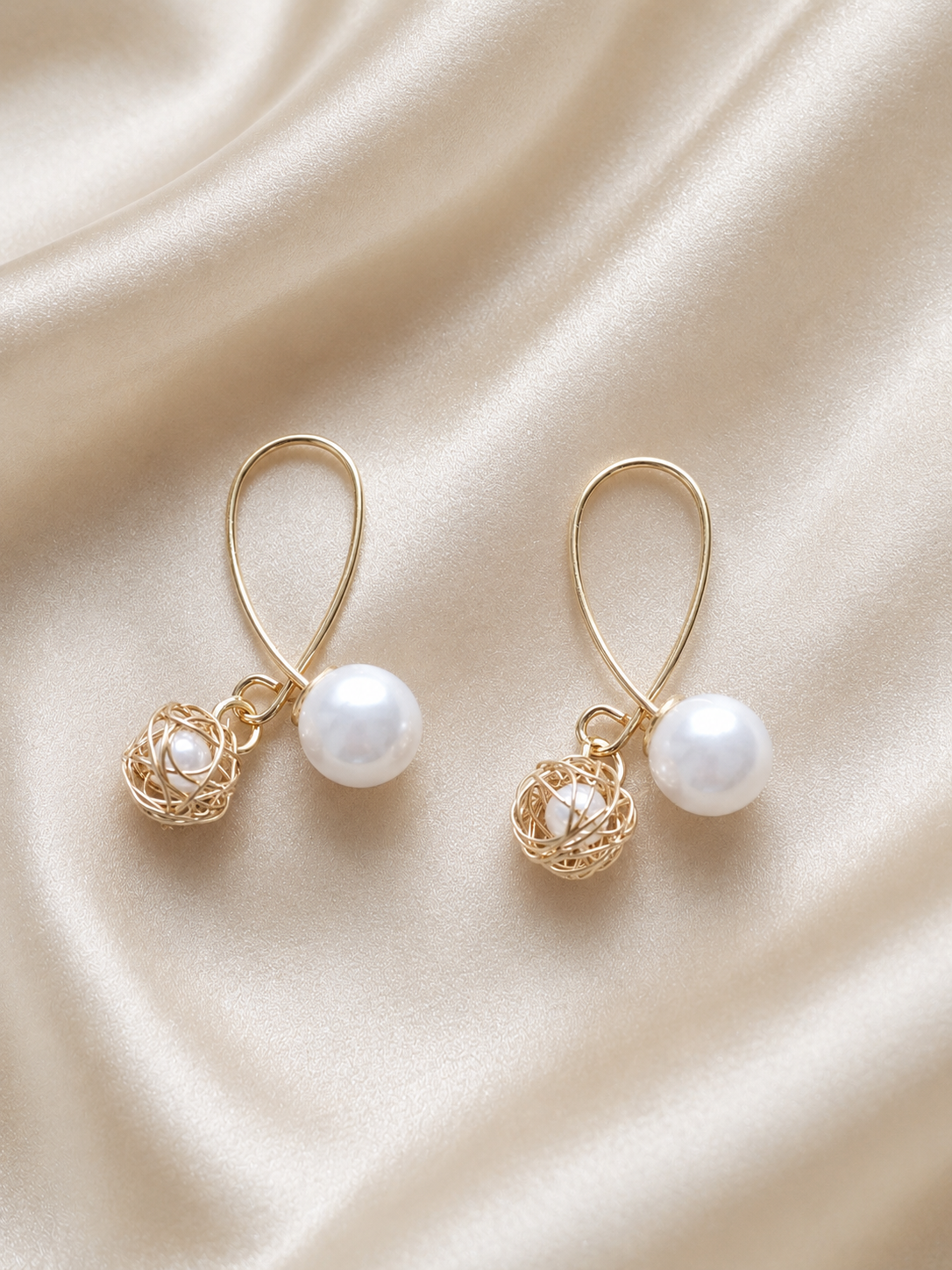 Pearl Nest Earrings