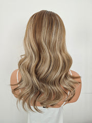 AuraTress PREMIUM BLEND Caramel Brown Long Waves 20